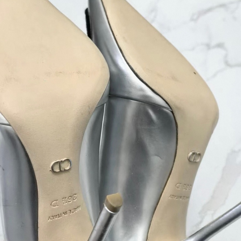 Dior Metallic Silver Heels with Patterned Toe - Picture 6 of 6